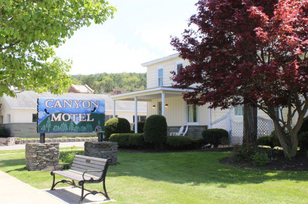 Canyon Motel is within walking distance of Wellsboro attractions &amp; arts events and within minutes of the PA Grand Canyon.  This charming family hotel offers great rates &amp; warm hospitality throughout the year.  Visit the website canyonmotels.com