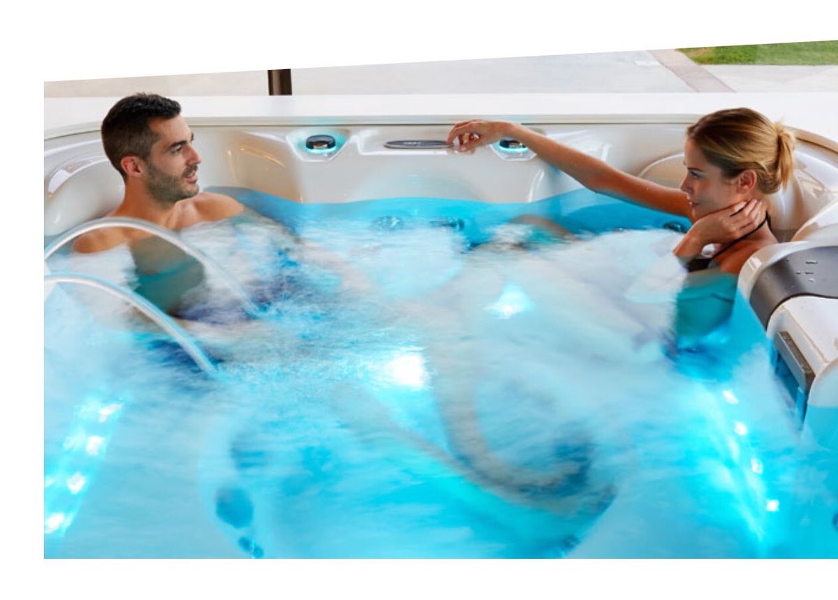 😴Busy day at work😴❓
💦💦Bubble your troubles away in a limespa💦💦
#limespa
#hottub
#relax
Limespas.co.uk