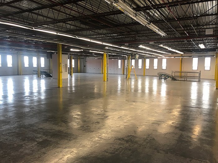 NY_Commercial's tweet photo. #PRIMEWAREHOUSE

Building - 47,694 SF (3 Floors)
3 Loading Docks, plenty of onsite parking, 6,000 amps or electric
Westchester/Bronx Border, Walk to Eastchester-Dyre Ave. Subway
3 Loading Docks, plenty of onsite parking, 6,000 amps or electric
Delivered Vacant / Rare opportunity https://t.co/JM29UvlRF9