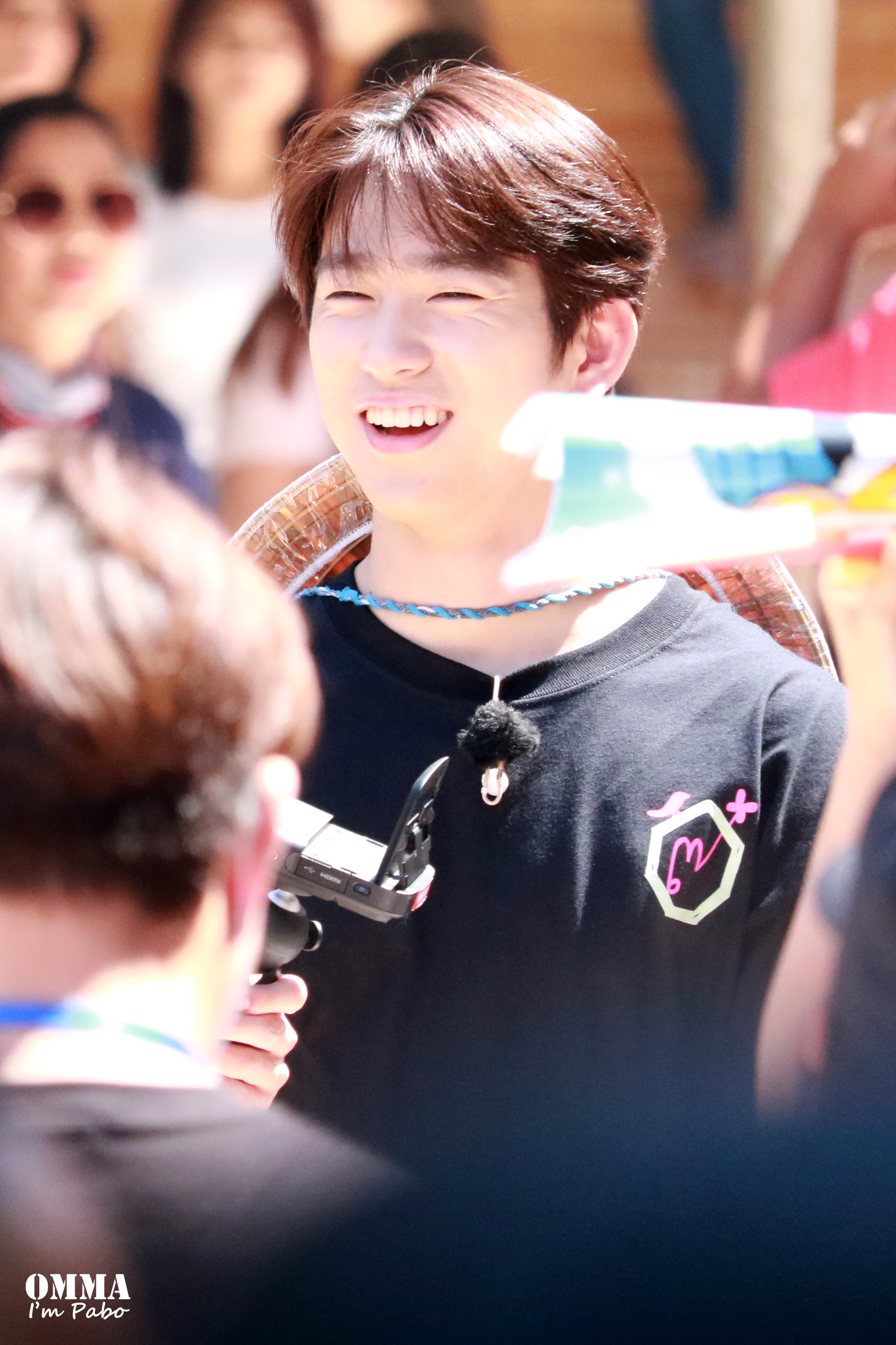 DxC4BZ6V4AAg2bZ.jpg:orig