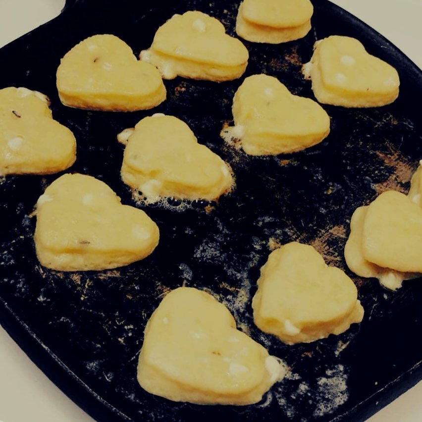 Order your Valentine something sweet. Lavender sugar and white chocolate Welsh Cakes. Order now for local delivery.