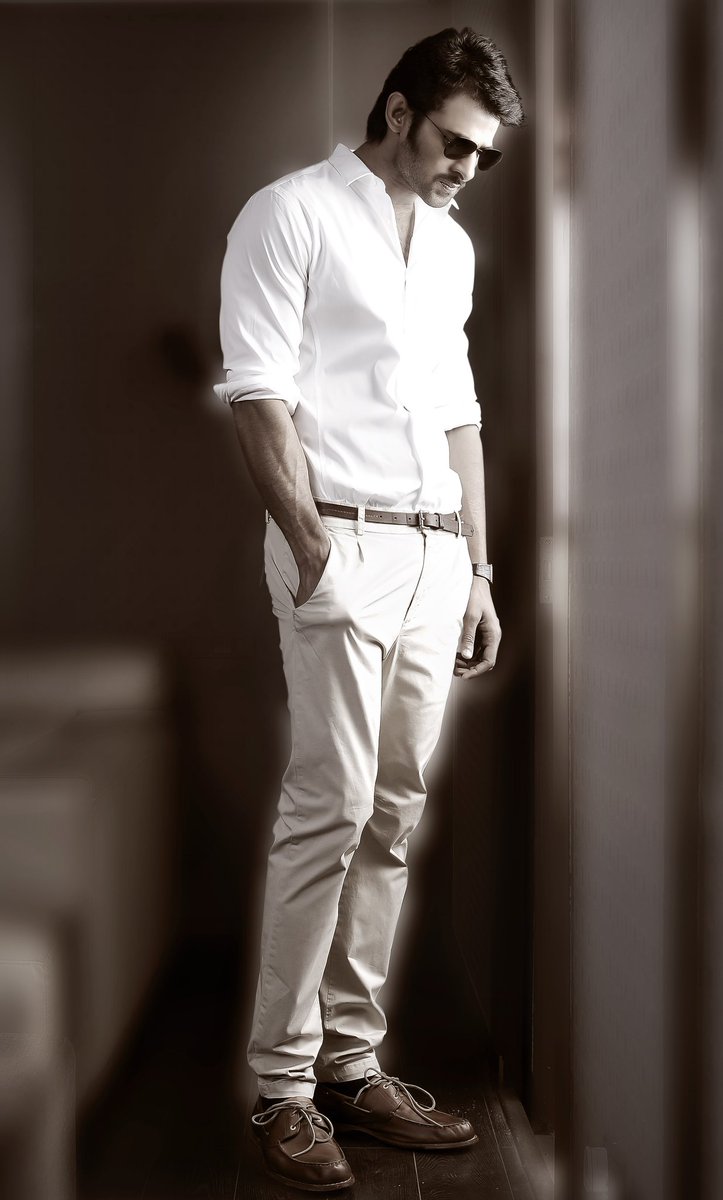 VenkyPrabhas01_'s tweet image. My Fav Stills 😍😘😘