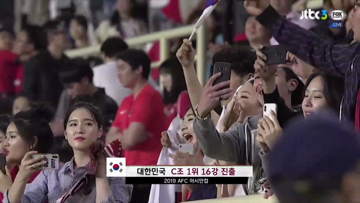 TShell_X's tweet image. 한국이 중국을 이겼어요!!