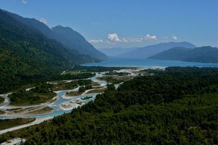 TerramChile's tweet photo. [En la Patagonia] LOBUENO: Se concreta la reclasificación del PN Kawesqar 👉https://t.co/Hq2Uiwu9gO / LOMALO: Mina Invierno anunció que comenzará a operar con tronaduras en Isla Riesco este 29 de enero, luego que el @3tacl levantara la medida cautelar👉https://t.co/gI6iRnlrRq https://t.co/V3moCw9zio