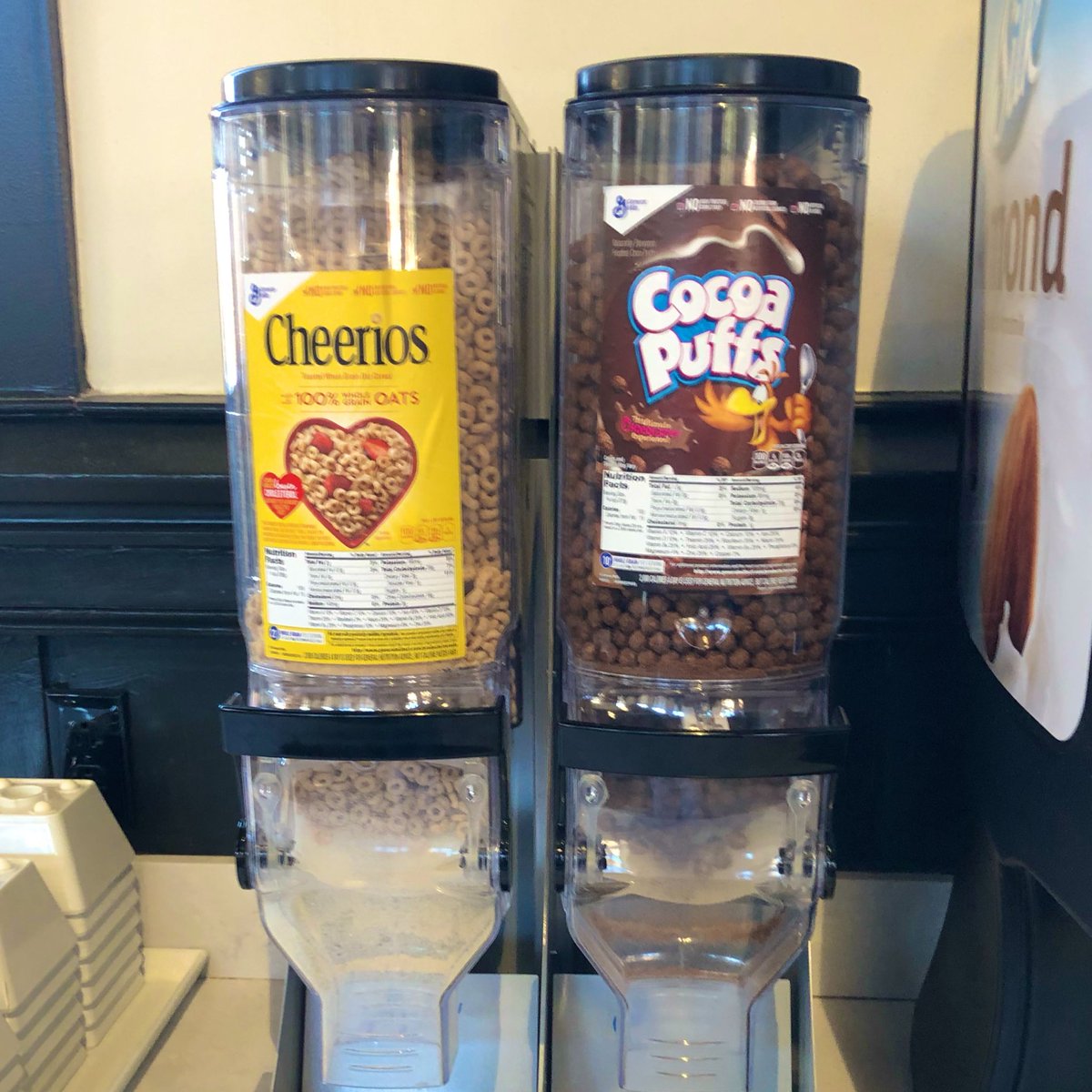 RoomSuwannee's tweet photo. It’s a sad day to be a cereal lover at Suwannee. Cocoa Puffs are nice and all but where are the Lucky Charms? Maybe the leprechaun finally got a hold of them.

Overall: No Luck/10
#CerealKiller https://t.co/mUjDwwbm8Z