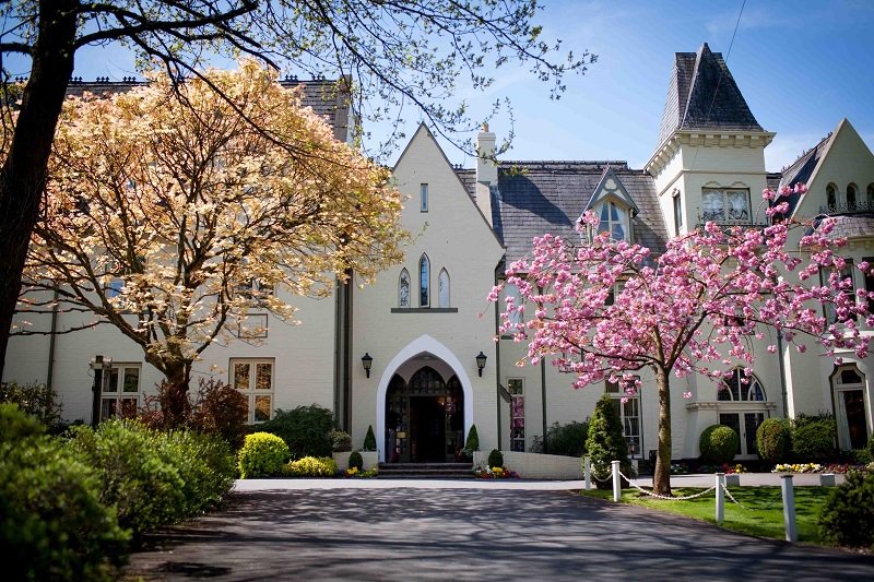 BIG SHOUT OUT to @Glenyrafonhotel who are showcasing their stunning #Venue with us @PinkVenues More about this beautiful #weddingvenue here: https://goo.gl/uy76VD #GayFriendly #LGBT #LGBTQ #Venues #Weddings #Wedding #loveislove🏳️🌈#weddingvenues #Monmouthshire #WeddingWednesday