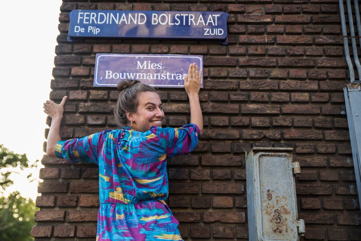 SLRobFletcher's tweet photo. Writing women back into street signs with @DeBovengrondse https://t.co/tBfnXH55L8
#signs #streetsigns #roadsigns #women #WOC #representation #signmaking #history #signlink https://t.co/JmiIotUtnF