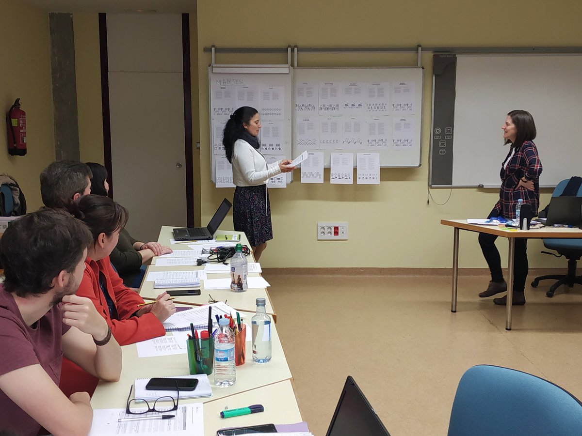 LanzaderaCoruna's tweet photo. Nuestras aficiones desvelan más cosas de nosotros de las que pensamos. Hoy hemos estado identificando nuestras competencias en base a nuestros hobbies. Y a ti, ¿qué te gusta hacer en tu tiempo libre?
#LanzaderaCoruña2018 #Lanzaderas #Competencias #CompetenciasTransversales https://t.co/LddirVSA4G