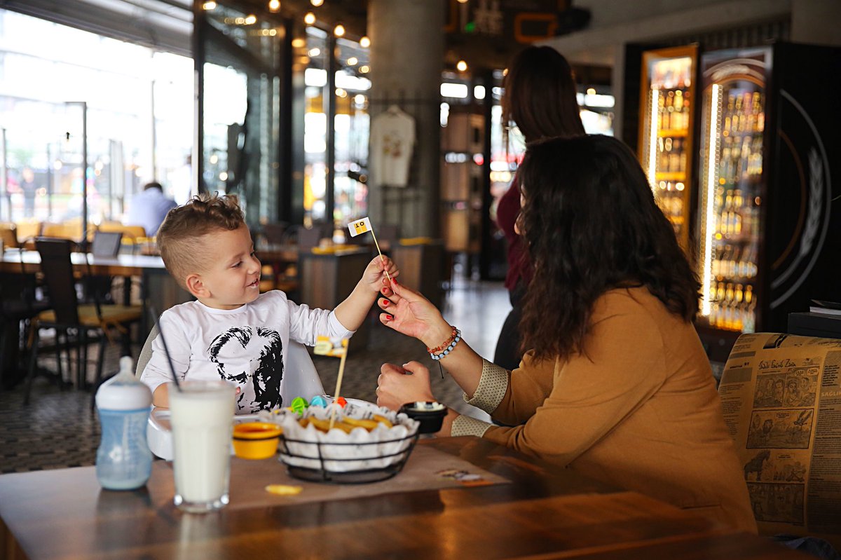 MaidanOt's tweet photo. 7’den 77’ye...
#ankara #ankaracafe #otmaidan
#otcafe #çarşamba https://t.co/TTFzFrlXRg