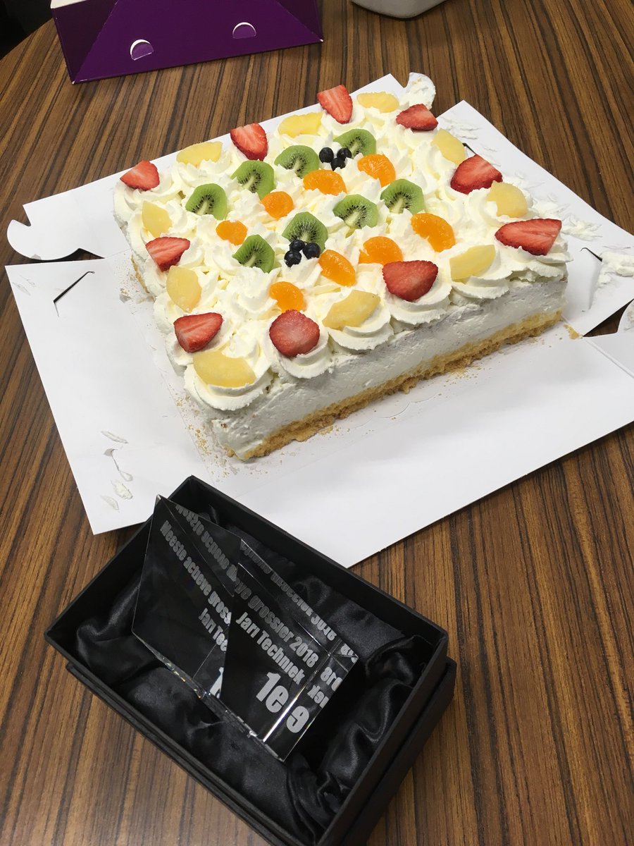 JariTechniek's tweet image. #JariTechniek in de prijzen! 
#Trots 
@GroupAuto_NL leveranciers vh jaar bekend
@KroonOil de hoofdprijs. @VDB_Autobanden 2e
Fource 3e

Jari Techniek #Hoogeveen eerste plek bij Meest Actieve Grossier en scoorde bovendien ook erg hoog bij de categorie Marketingsupport.