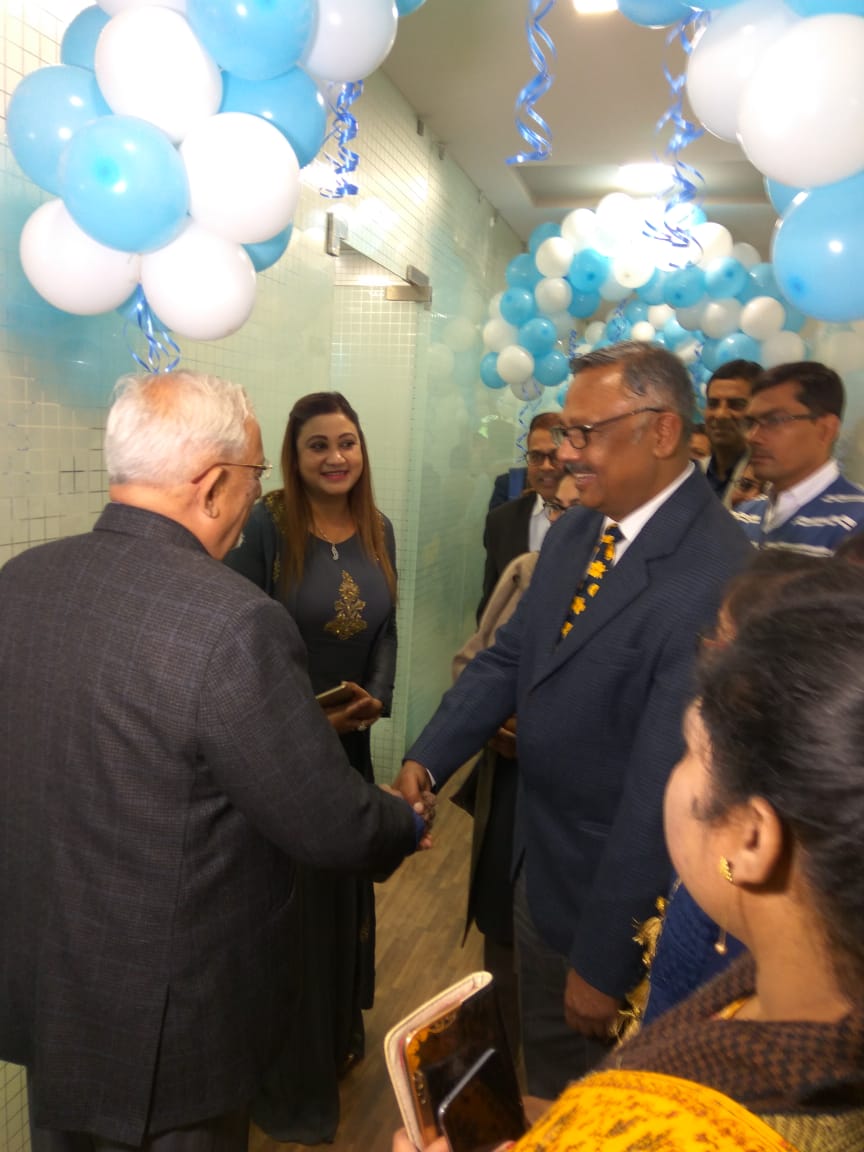 dental_apollo's tweet photo. The inauguration party of Apollo dental.
#Apollodental #skincare #openingceremony #Patna #truedial #event #organised 
#flawless #filing #inauguration https://t.co/Z5VJbAfvOq