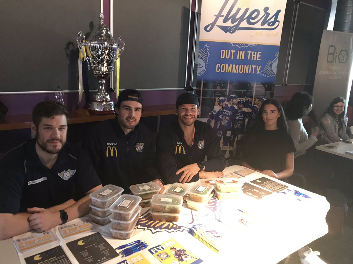 Great to see <a href="/FifeFlyers/">Fife Flyers 🏒🏴󠁧󠁢󠁳󠁣󠁴󠁿</a> stars (and Abertay students) <a href="/joebasaraba/">Joe Basaraba</a>, <a href="/evanstoflet/">Evan Stoflet</a> and <a href="/jisaacs5/">James Isaacs</a> at the <a href="/AbertaySA/">Abertay University Students' Association</a> #RefreshersFair. 🏒🏒

👉Go to Level 3 of the Student Centre to find out what’s happening! #Aberyay