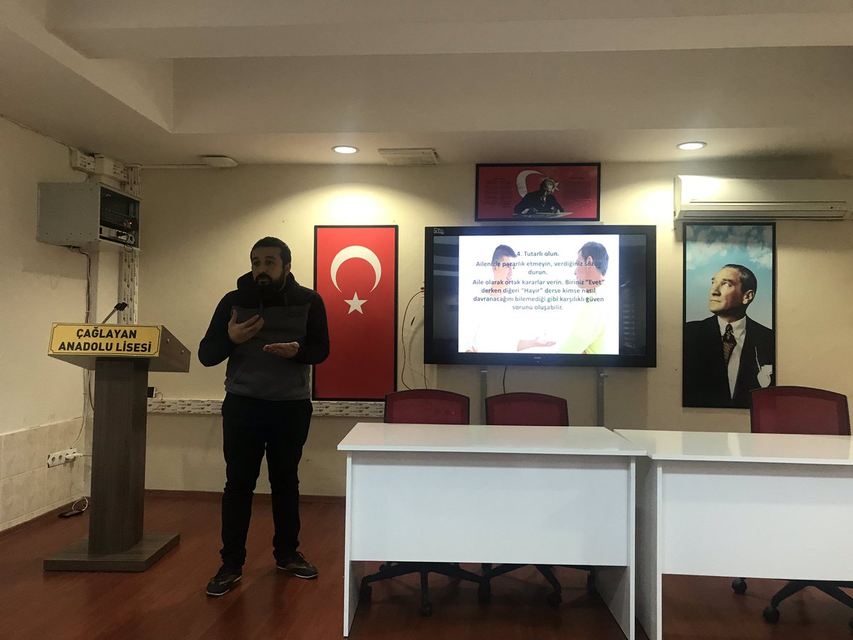 AntalyaSayad's tweet photo. Bizbiriz Ekibi ve Tanıtım birimi okullarından Çağlayan Anadolu Lisesinde yapılan pdr çal��şmasından kareler #Saglıcaklakal https://t.co/DRHfJSk9Jg
