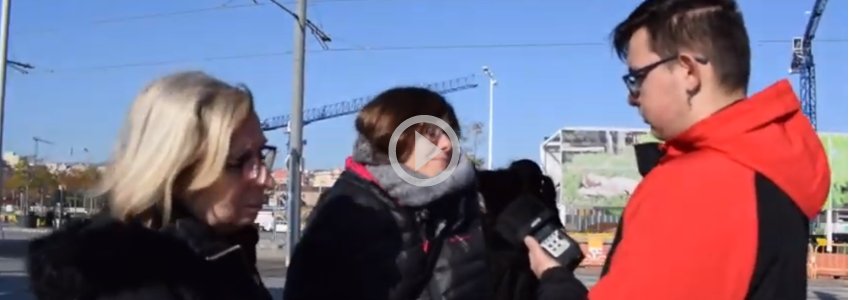fundacioires's tweet photo. “YouTube és el continent que ens permet treballar el que hi ha a dins amb els joves” El Click estrena nou vídeo sobre la privacitat i la intimitat a la xarxa. No t’ho perdis!👇👇#ProjecteClick #Joves #FesClick #youtubers #Clickyoutubers
https://t.co/vDRsM5OgwL https://t.co/Q0kdEIdUDf