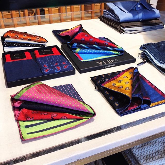 YHIMstyle's tweet photo. Luxury and unique men’s socks and pocket squares. Made in Great Britain. Express your style from work to pleasure. Perfect for gift too. .
.
YHIM (WHY HIM) - the brand inspiring people to Be Confident, Be Bold, Be Unique, Be YOU! .
.
Follow us @yhimstyle… https://t.co/LDi695Tz04 https://t.co/J4aIW67Oyo