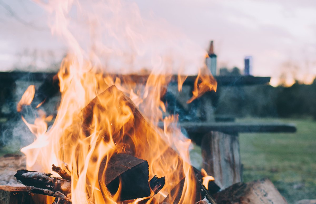 Inspiratie en kennis in ontwikkeling: presentatie van de <a href="/TrendRede/">TrendRede</a> 2019 (‘Het vuur van verandering’) in <a href="/De_Zwijger/">Pakhuis de Zwijger</a>. Collega Linet was erbij! hiemstraendevries.nl/nieuws/547-ins… #trendrede #toekomst #organisatieontwikkeling