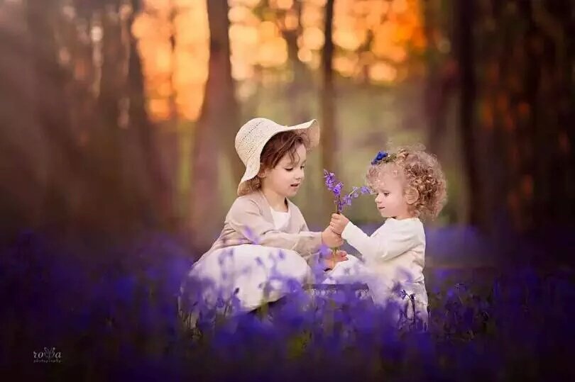 우리는
너와 내가 다르다는
그 차이점을 인정할때
가까워질수 있게되고

너와 내가 틀리다는
그 차이점을 부정할때
멀어지게 되는 것 이다

딱 맞는 사람은 없다
부정과 긍정이 관계를 만드는 것 이다