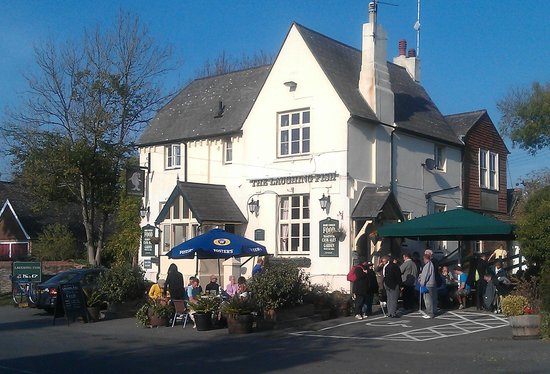 sussexhospices's tweet photo. Wonderful folks @laughingfishisf are the FIRST to sign up for our Mega March Hospice Quiz 2019! Get over to #Isfield and start quizzing! Sunday March 3rd. Endorsed by @XanderArmstrong to raise funds @martlets, @StPeterStJames @hospiceweald @STMHospice + all 12 #hopsices #Sussex https://t.co/IqUHR4IqVs