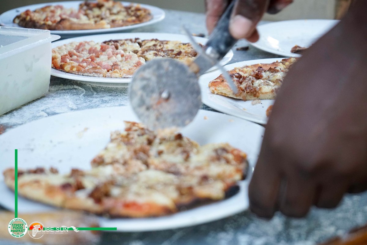 easysaturdays's tweet photo. #PizzaSundays 
24hrs Pizza Delivery 
#Tembisa 
#FridayToSunday 
#SFM 
#DubeSunLifestyleVillage https://t.co/WW6JSNyrFM