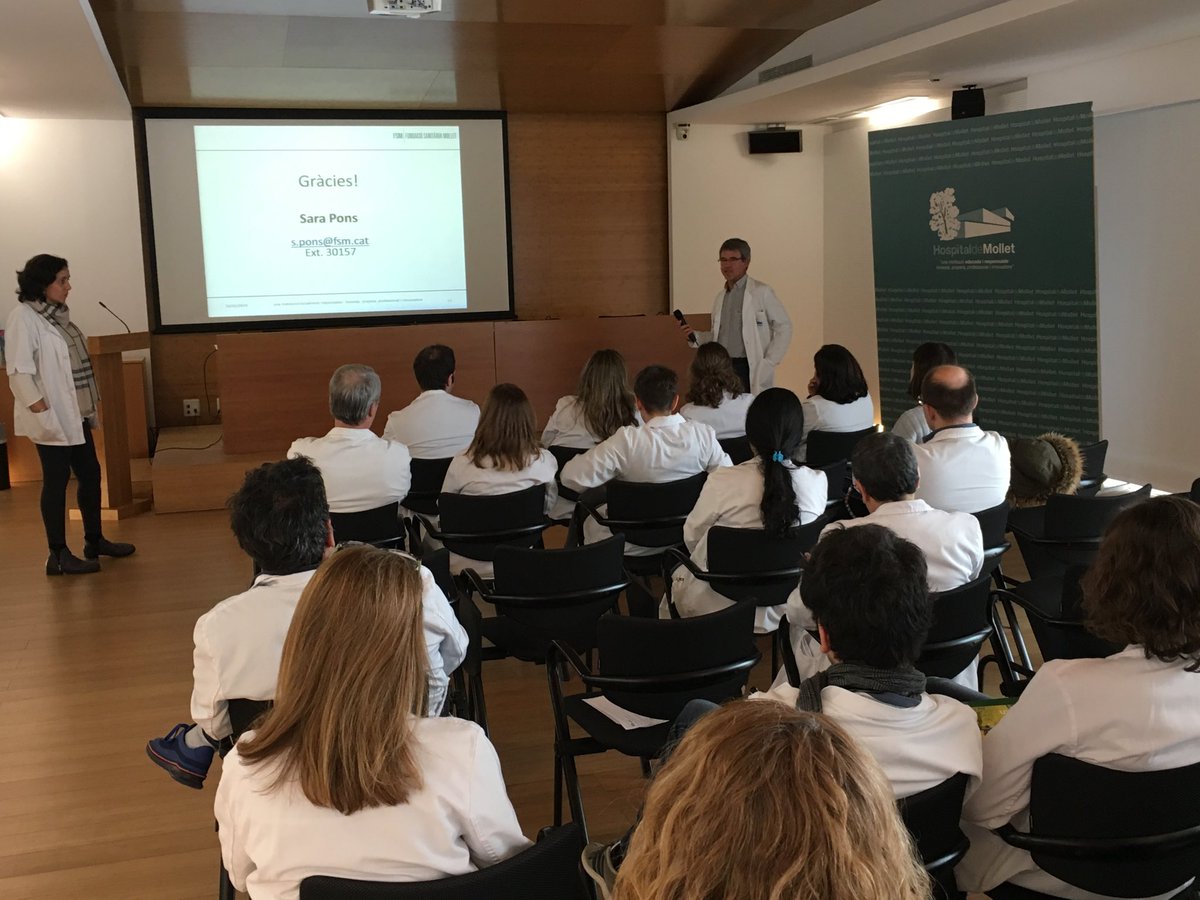 fsmhospital's tweet photo. Iniciem la #formacio de l’àrea mèdica de 2019 amb la @saraponsp parlant de com comunicar mals diagnòstics. La #comunicació , aspecte fonamental de l’atenció centrada en la persona @salutcat #intimitat https://t.co/u0a9qdJhGQ