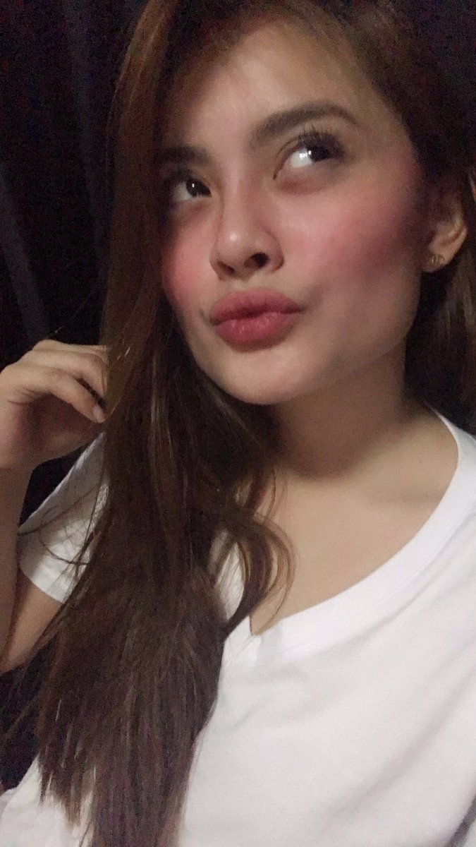 reychristrina's tweet photo. “Weh bisexual ka? Eh ang haba haba ng buhok mo?”

Me: Required po ba mag pa boy cut?🙄😋🌈 https://t.co/2Nb8q8rnJd