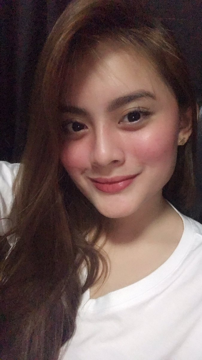 reychristrina's tweet photo. “Weh bisexual ka? Eh ang haba haba ng buhok mo?”

Me: Required po ba mag pa boy cut?🙄😋🌈 https://t.co/2Nb8q8rnJd
