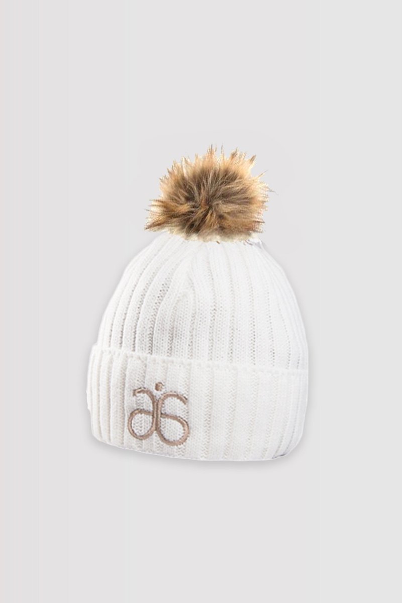 arb_boutique's tweet photo. It's back!! The white toque has made a return for a limited time... get yours today on the Arbonne Boutique.. @Arbonne_Canada https://t.co/6HFAIiA4Lz