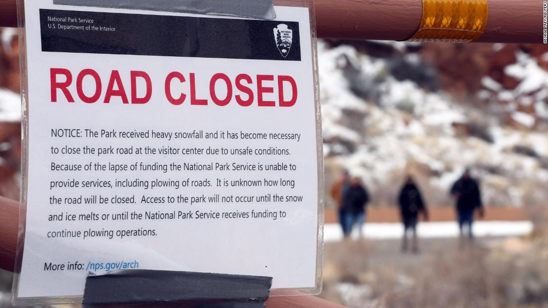 CNNPolitics's tweet photo. 90 (and counting) very real direct effects of the partial government shutdown https://t.co/YXdgOQ4TJq https://t.co/TKLiQw8nUf