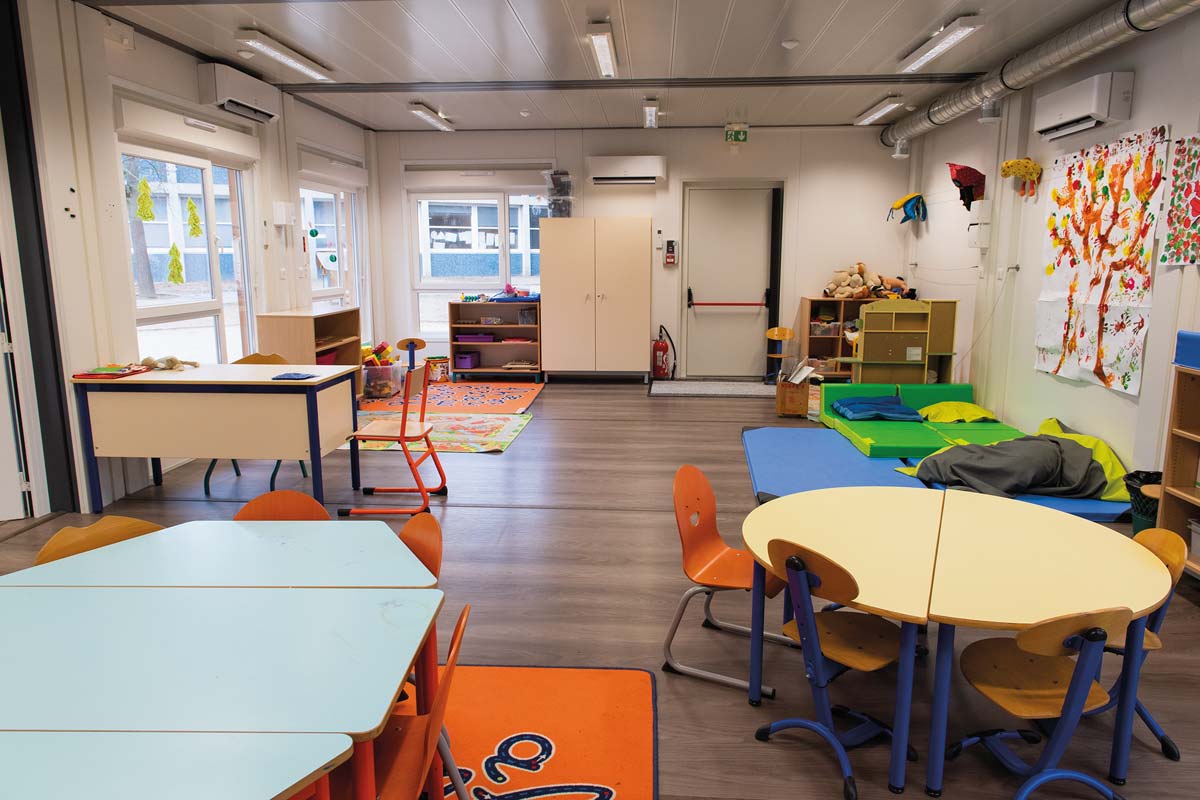 AlgecoSAS's tweet photo. Vous préparez la rentrée 2019 ?  Pensez aux bâtiments modulaires pour vos  #crèches, #écoles, #colléges , #lycées.. Avec une installation ultra rapide, un confort inégalé et surtout nous nous occupons de tout ! https://t.co/MrsU0Piu05