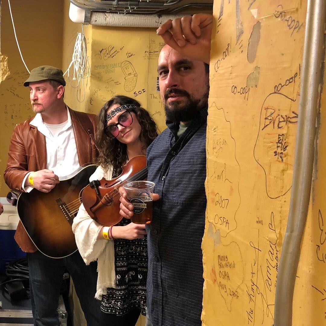 CheathamRob's tweet photo. Dead Air on Friday at the Paramount.  It was awesome https://t.co/fLDZahrmWg