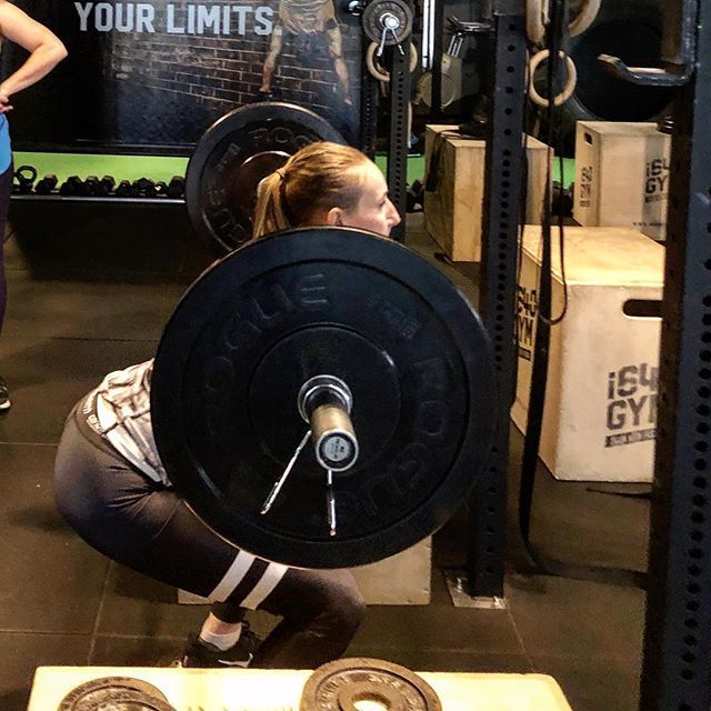 Love2workout1's tweet photo. Meisje? Waar gaan die gewichten met je naartoe?
❤️ it and crushing it @i640gym.
.
.
.
#crossfit #happyandhealthy #love2workout #crossfitgirls #crossfitamstelveen #sportcontent #sportmarketing #fitgirls #fitmom #fitmotivation https://t.co/nVczHOCCEt https://t.co/jyGfNdlkxB