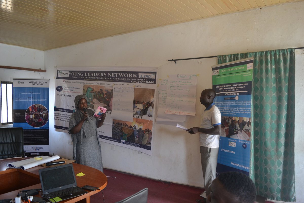 YoungLeadersN's tweet photo. Group presentations ongoing.
#YouthEngage
#PeaceTraining
@NEDemocracy @chriskoconnor @YIAGA @YstarsFound @SeunJustin @JAMESIGBEJI @KBangwell https://t.co/dsu6siRZfF
