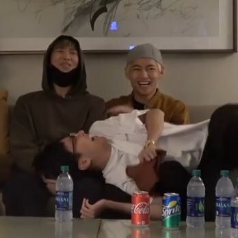 hoxeokie's tweet photo. the thrilling saga continues https://t.co/i1IAKZqTgJ