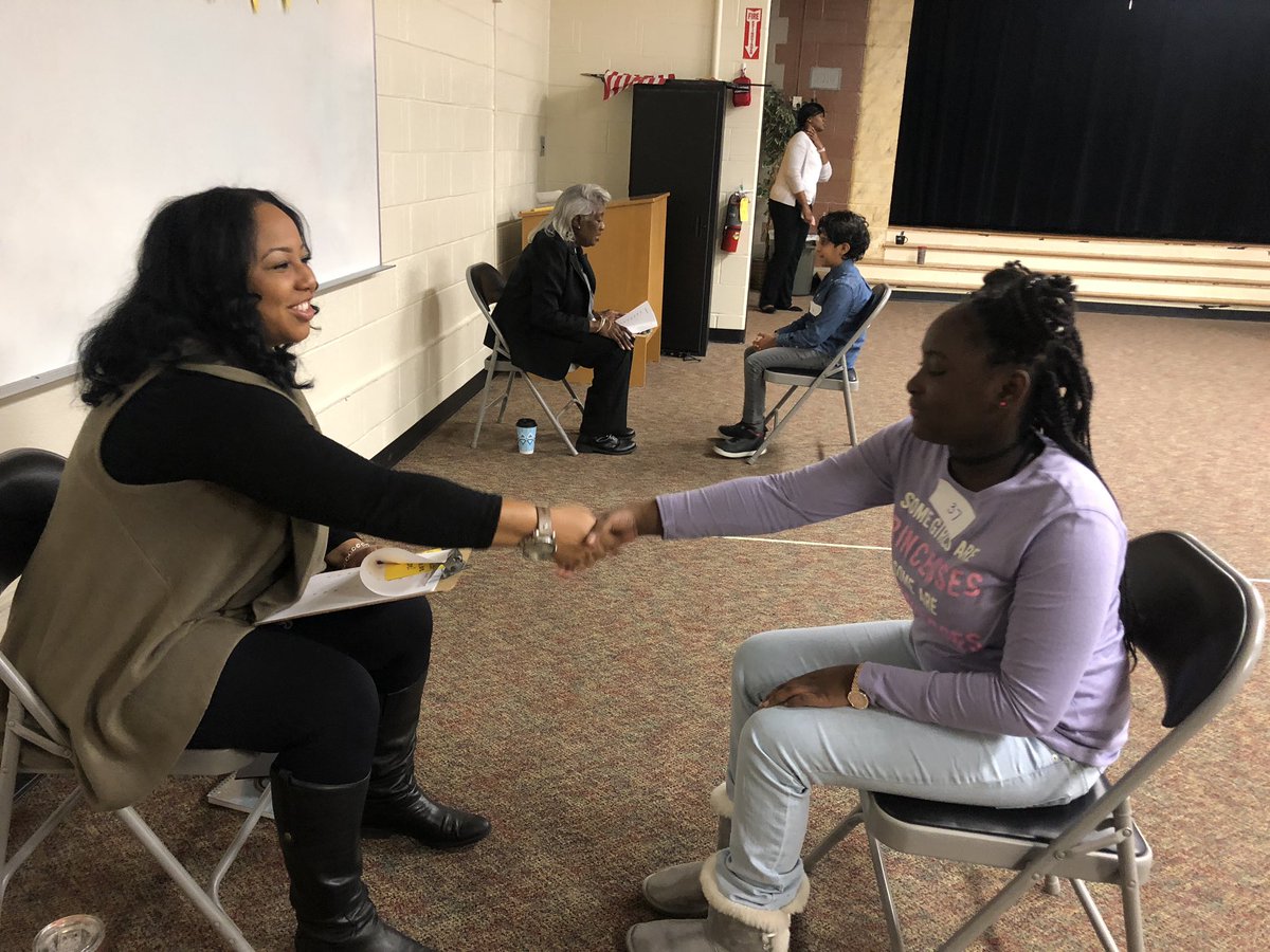 Bee Professional interviews - great real-world experience with our awesome parents and community members to practice for middle school! @R2Magnets @sgrant1617 @RichlandTwo @javeryhart @MFrank1908 @DrBaronDavis @MsJeeter @mpbcab @AVIDEasternDiv