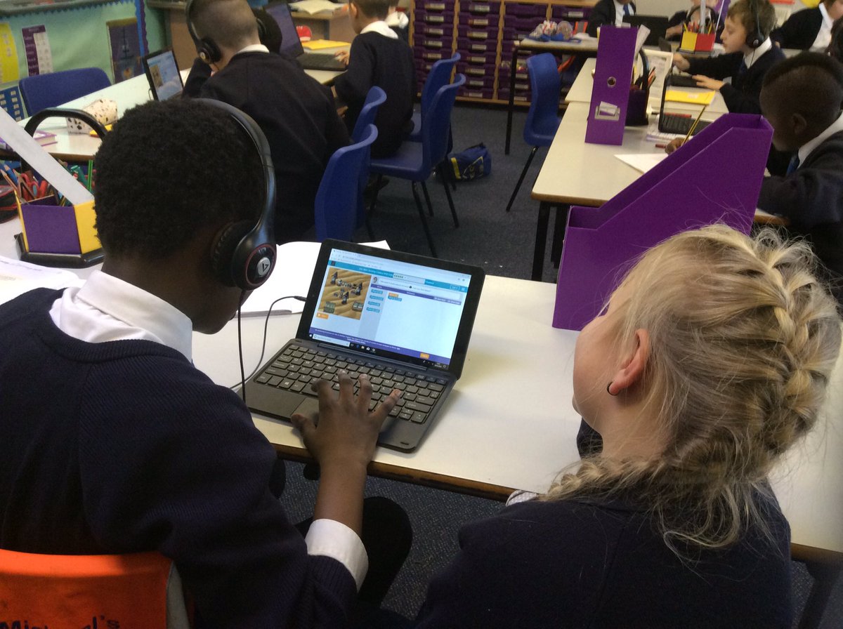 HotshotsStm's tweet image. In computing,we are looking at the definitions of key computing vocabulary. We then had to create our own ‘Star Wars ‘ game. When faced with a bug in the programme, we had to de-bug and continue! #STMY4coding #STMY4computing