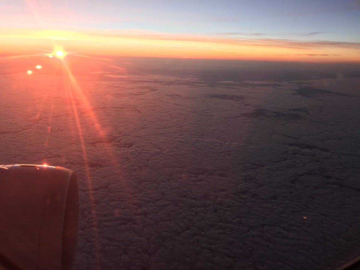 Another great flight above the clouds on <a href="/AmericanAir/">americanair</a>  🔥🔥