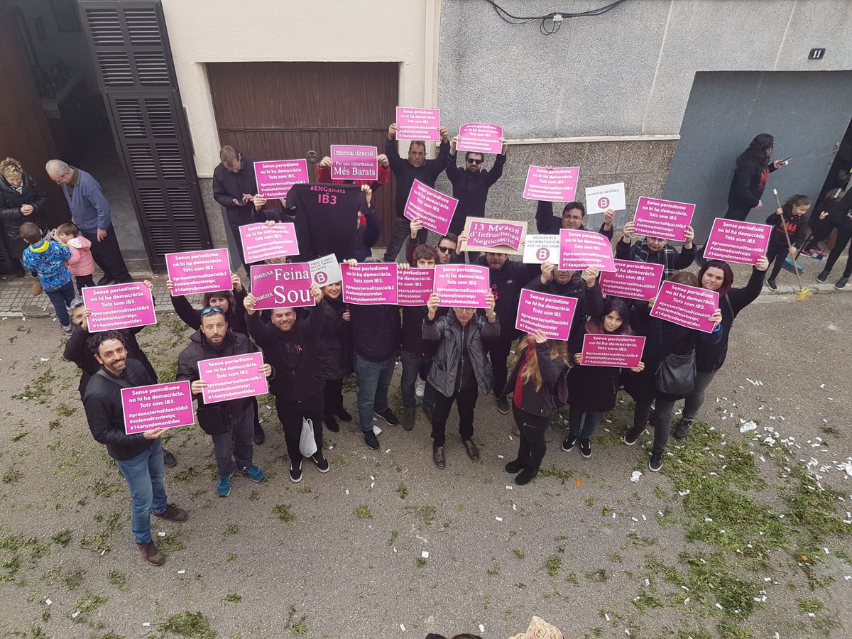 Dani Cañellas (@danicanyellas) on Twitter photo Compartiu! Que a les xarxes no hi ha #censura #setmananegraib3 #SetmanaNegraIB3 #VagaInfosIB3 <a href="/ComiteinfosIB3/">Comitè d'empresa EPRTVIB. IB3</a> <a href="/goib/">Govern de les Illes Balears</a> Compartiu! Que a les xarxes no hi ha #censura #setmananegraib3 #SetmanaNegraIB3 #VagaInfosIB3 <a href="/ComiteinfosIB3/">Comitè d'empresa EPRTVIB. IB3</a> <a href="/goib/">Govern de les Illes Balears</a>