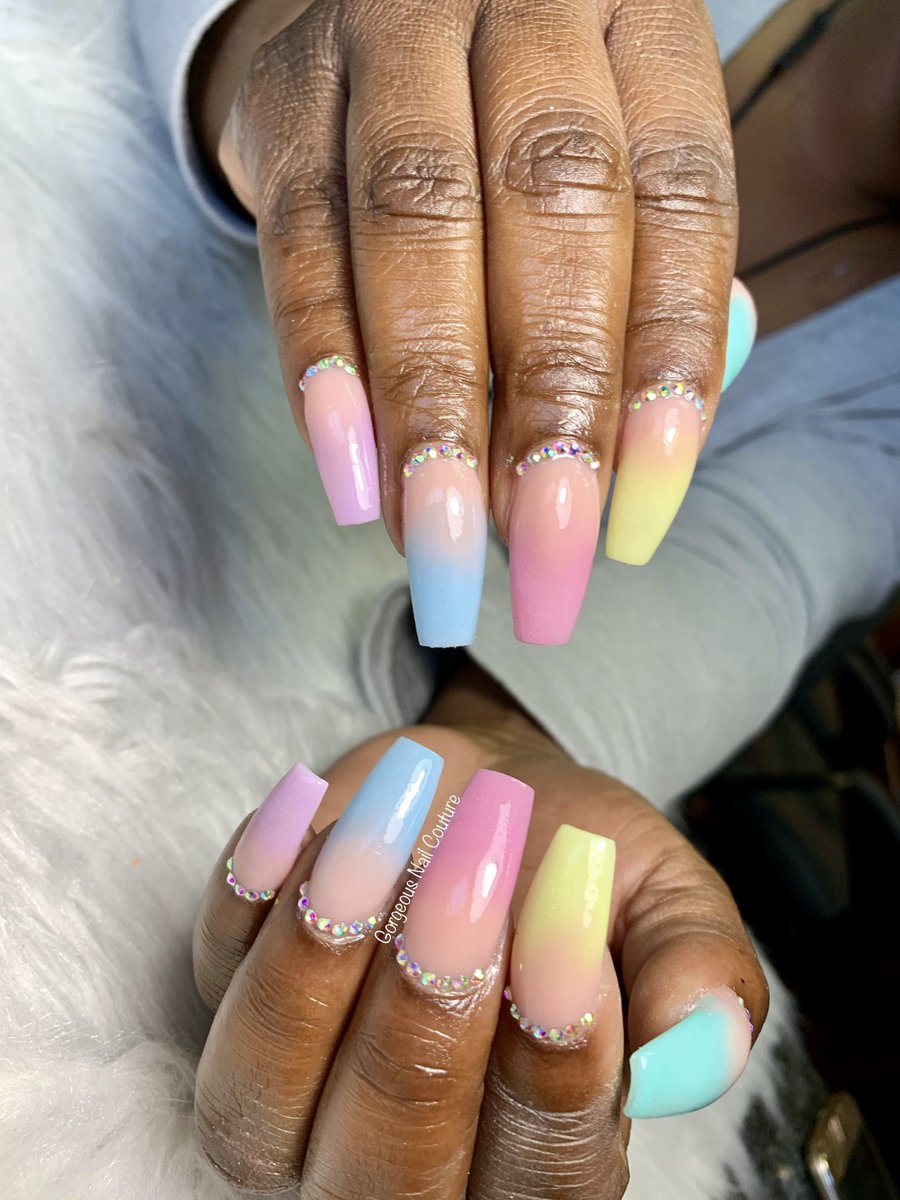 NailGalore4Sure's tweet photo. Spring me please! 🌼🍭💜 https://t.co/XY7iAq45FM