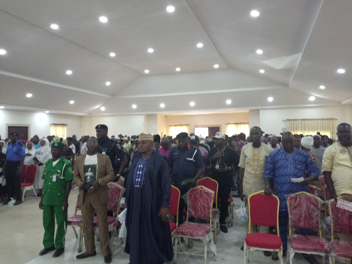 AATSarumi's tweet photo. Participants rise to take the second stanza of the national anthem + 'The Grace' as we close @noaekiti's #ElectionSensitisation on #VoidVotes https://t.co/lMPCP9NrJy