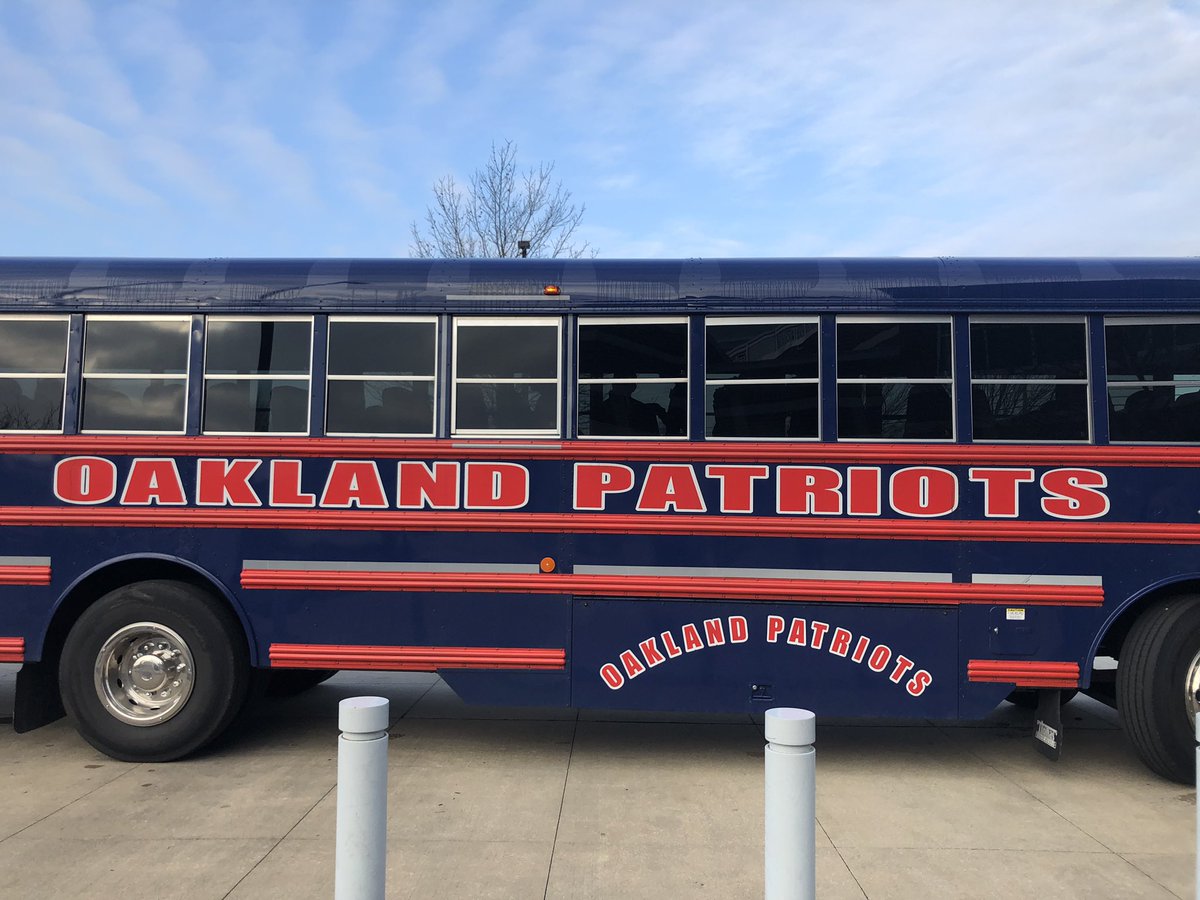 AnnHaley_RCS's tweet photo. Shoutout to @OaklandRCS for providing our transportation for Rutherford County Amazing Shake and Mr. Wright for driving.  #RCSdifferencemakers https://t.co/YnnFGB2MiW