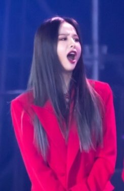 wtexid's tweet photo. dummy solji realizing her mistake 😂😂 https://t.co/NYSOKEbowC