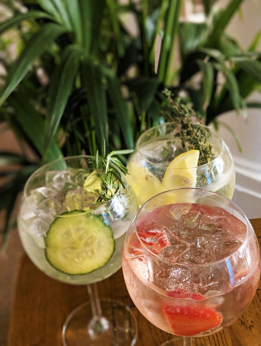 GIN &amp; JANUARY BLUES // Grab your pals and kick the blues by joining us on Friday 25th January for a few cheeky gins and some live Jazz &amp; Blues music! 

#jazzmusic #gin #ginoclock #januaryblues #liverpoolevents #liverpoolmusic #livemusic #secretsessions