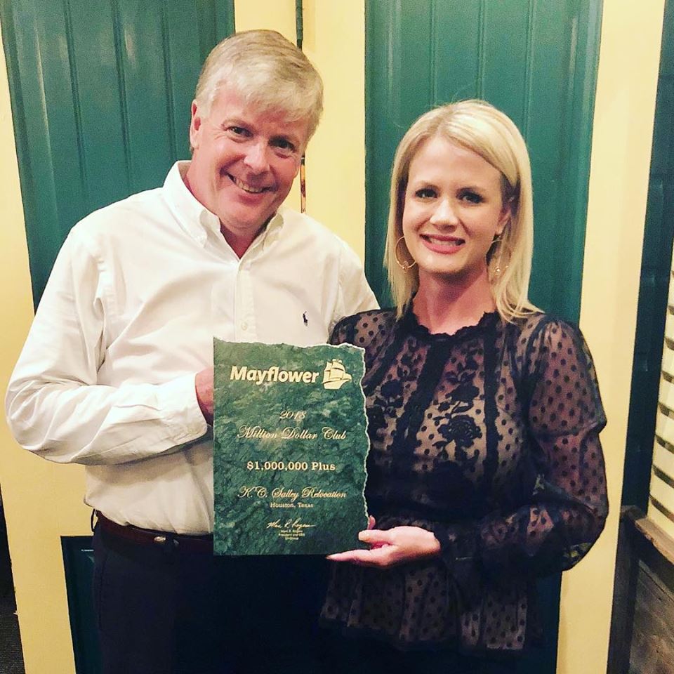 oleRReloGroup's tweet photo. We did it! We are excited to announce that we have received the #Mayflower #MillionDollarClubAward in recognition of our 2018 sales efforts! A big thank you to our Sales Representatives Gary Aug and Ashley Stockwell and the entire oleRRelo-team! #olerrelo #professionalmovers https://t.co/wXN8GK7ZIr