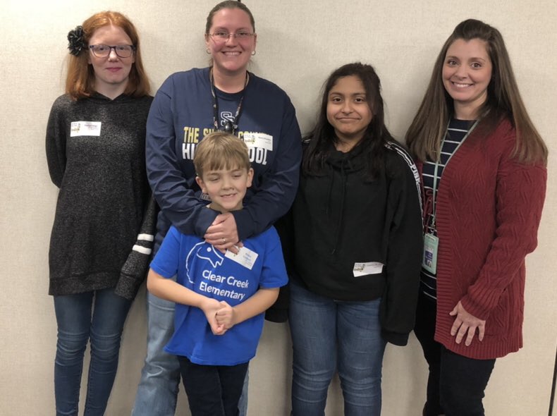 ElyseAllemang's tweet photo. Shelby County representing at the State DHH Speling Bee! #teamDHH #spellallthewords https://t.co/00KlXIaPpB