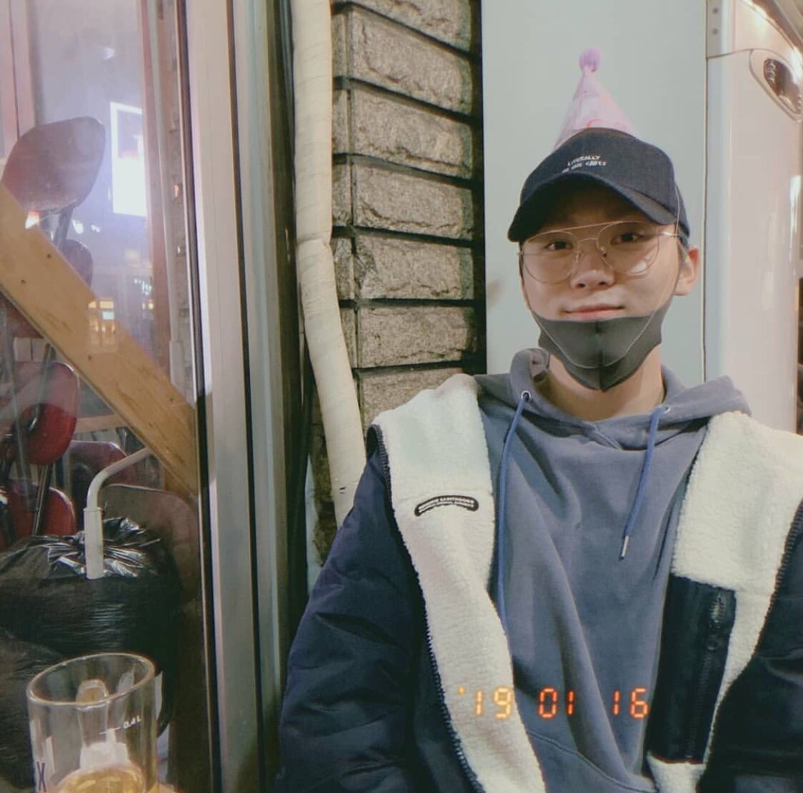 ✩彡 entry 016/365 @pledis_17 — HAPPY BIRTHDAY TO BOO SEUNGKWAN my greatest bias wrecker *sigh* so four of them posted today. seokmin, mingyu, minghao and boo all posted today—seok in twt tho and the three posted in their ig accounts. they’re all so cute