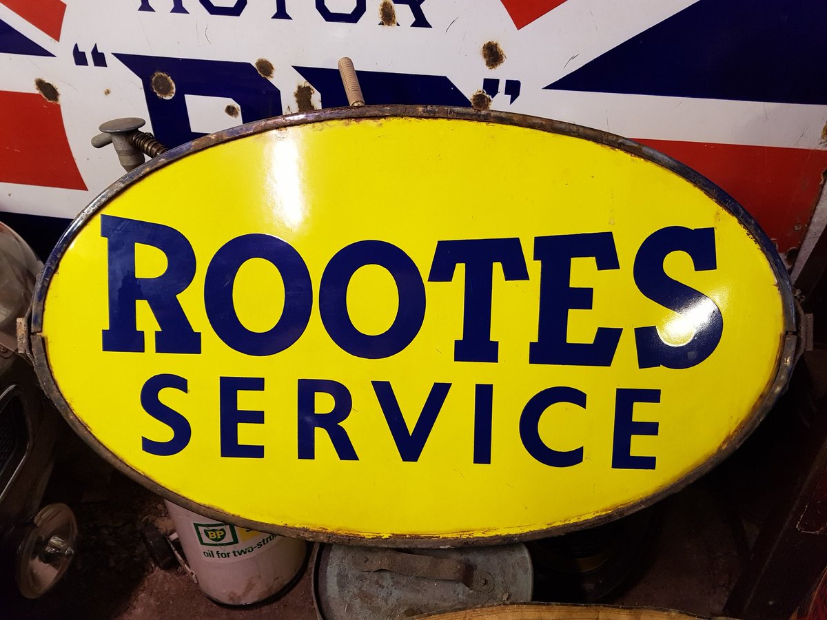 V_Automobilia's tweet image. New arrival and it's a stunner! Rare, framed, double sided Rootes group service sign #automobilia #rootes #singercars #enamelsign #vintage