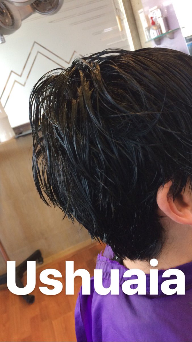 USHUAIAPELU's tweet photo. ¿Con qué corte se habrá atrevido nuestra clienta?🤔
#ushuaiapeluqueríayestética #lorealprofessionnel #lob #steampod #hairporn #hairpost #lovemyjob #coolhair #loreaprospain #lorealpro #smartbond #foilage #balayage #ilovemyjob #fallayage #eyetiger #amomitrabajo #peluqueria https://t.co/bLSTlkthMZ