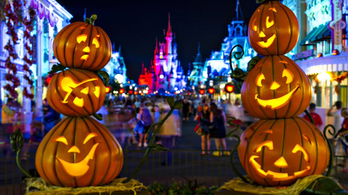 Wait, what? @WaltDisneyWorld already selling tickets to #Halloween party 🎃 bit.ly/2QTaDTI?utm_so… https://t.co/CGb7CTzl0X