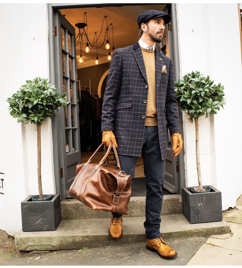 Keep warm in style with our winter SALE...up to 25% Off this whole outfit!! 
Visit us in Bawtry, open 7 days a week or head to revolvermenswear.co.uk
Fred Perry/Marc Darcy/Edwin/Cavani/Farah/Failsworth/Loake/Guide London/Claudio Lugli