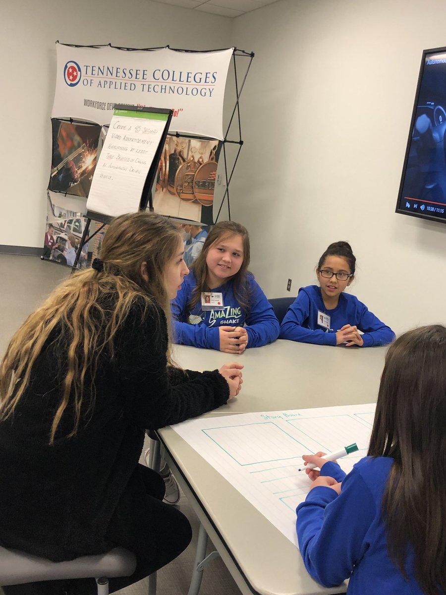 AnnHaley_RCS's tweet photo. First round of competition for Rutherford County Amazing Shake is underway.  Thank you Nissan, TCAT and Dan Caldwell for making this happen.  #RCSdifferencemakers @rucoschools @rucochamber https://t.co/bnO1eplCVP